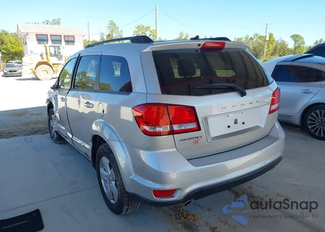2011 Dodge Journey Mainstreet z USA, uszkodzony, nr VIN 3D4PG1FG7BT554536
